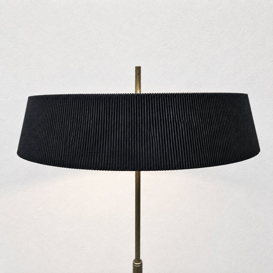 Lámpara de pie Van De Heg Design, cromada / Pantalla negra acanalada (diseño holandés) – Lámparas de pie (photo 4 of 15)