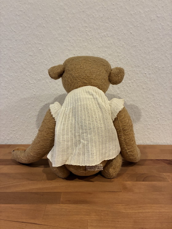 Image 1 of Artist's Bar by Ingeborg Taivanalo-Lutz