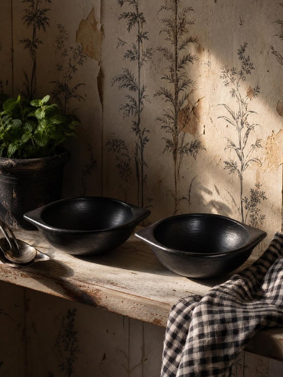 Image 1 of Pair of black pottery bowls from Chamba, Colombia, Pijao craftsmanship, 1970s