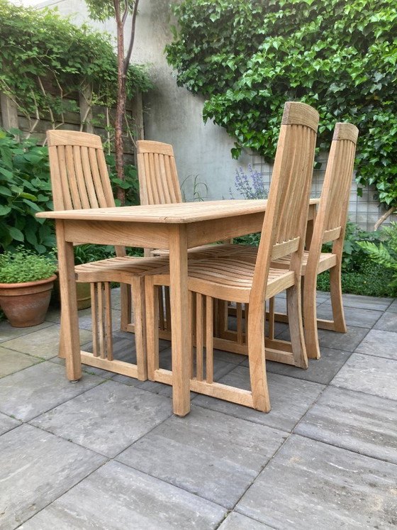 Image 1 of Compact set of garden table and 4 chairs, Premium Gloster quality