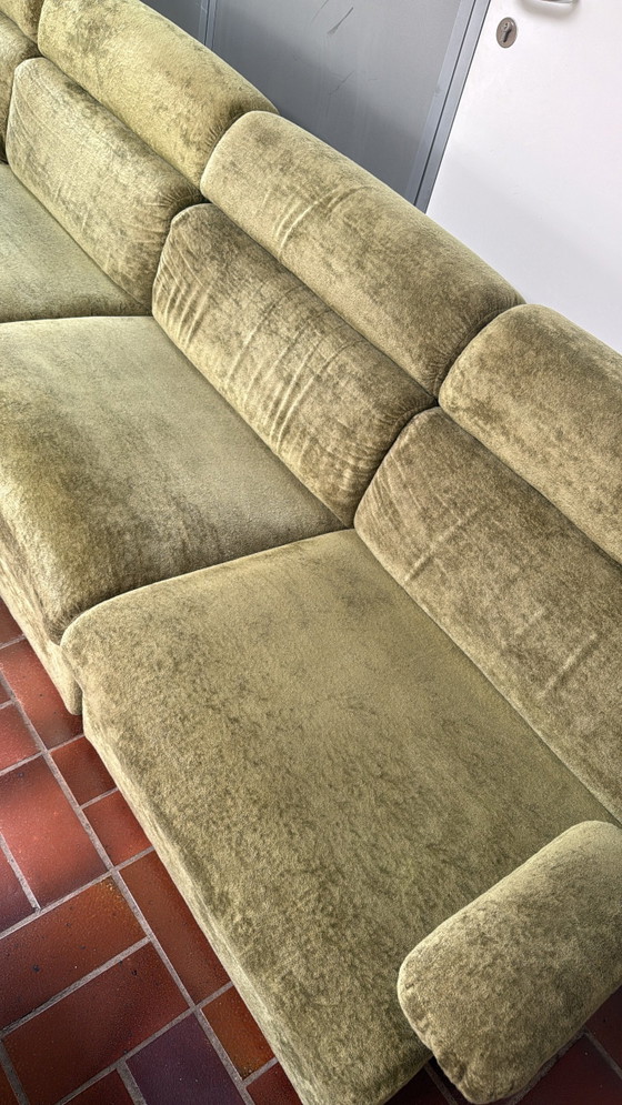 Image 1 of Vintage modulaire groene velours bankstel met
bijpassende fauteuil & poef
