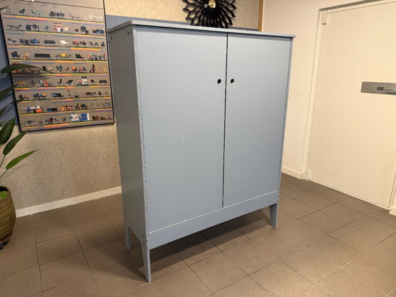 Image 1 of Piet Hein Eek | Armario Crisis de 2 puertas | Gris/Verde | 1 pieza