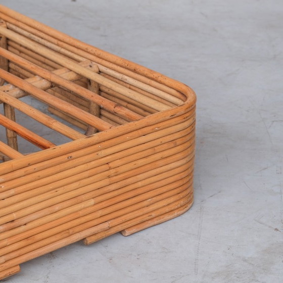 Image 1 of Lit de jour en rotin Mid Century (2 Disponibles)