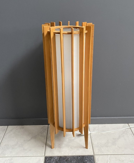 Image 1 of Lampada da tavolo in legno anni '60 Ib Fabiansen