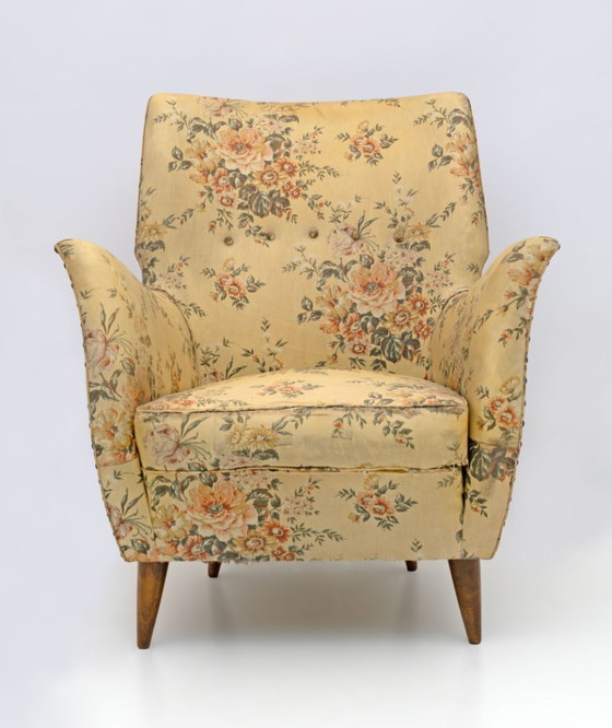 Image 1 of Attributed to Gio Ponti Mid-Century Modern Italian Armchairs by ISA, 1950s, Pair