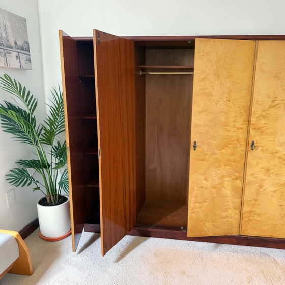 Image 1 of Vintage garderobekast hoogglans kledingkast Berger Mobel