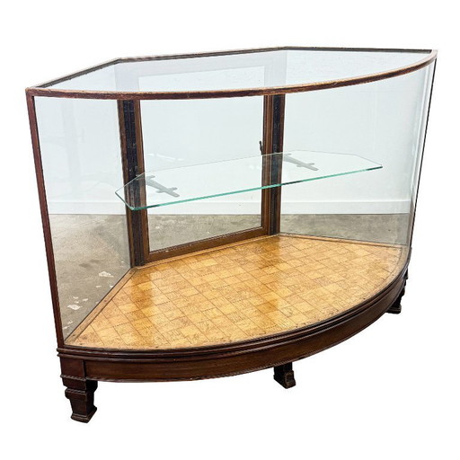Antieke vitrinekast met gebogen glas – houten displaykast – begin 20e eeuw