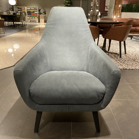 Image 1 of Montis Enzo armchair