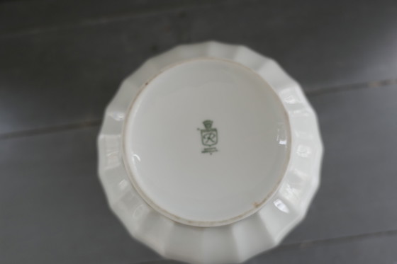 Image 1 of Vintage Wunsiedel Bavaria Porcelain Vaas
