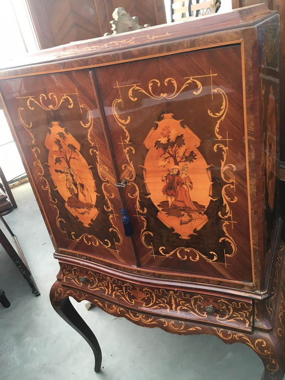 Vintage Italian Inlaid Burr Cocktail Cabinet, 1950s, Liquor cabinets, Italian Design (photo 10 of 12)