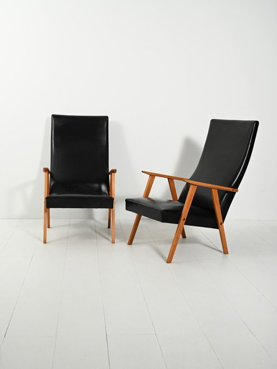 Image 1 of Coppia di poltrone scandinave con schienale alto in similpelle degli anni '50-'60