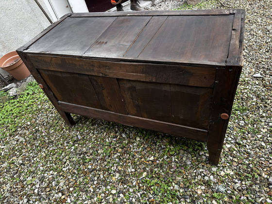 Image 1 of Commode uit de overgangsperiode tussen de Lodewijk XV- en Lodewijk XVI-periode in de 19e eeuw.