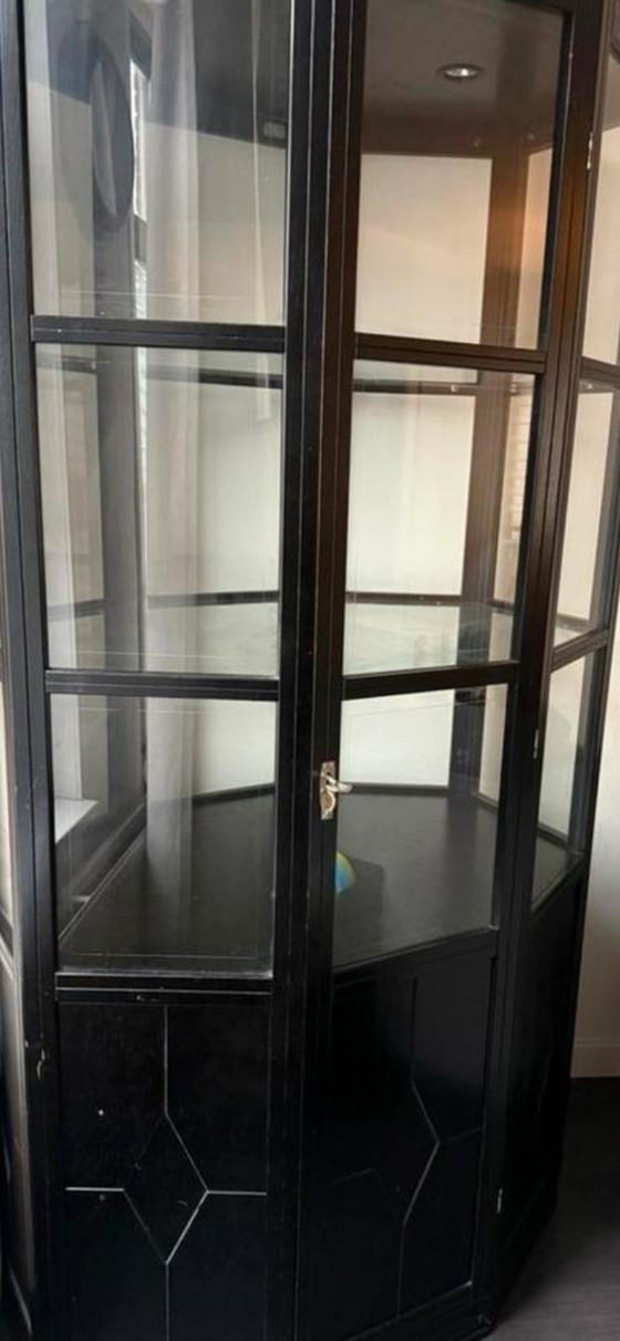 Image 1 of Magnifique vitrine Selva à 6 coins