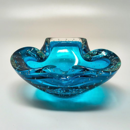 Cendrier ou vide-poches rose style milieu du siècle, années 1960, en verre de Murano Bullicante, par Flavio Poli.