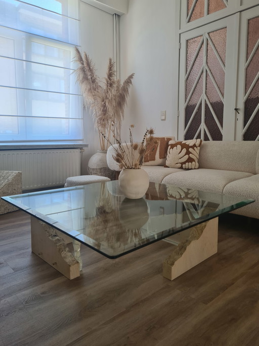 Coffee table with glass and traventine