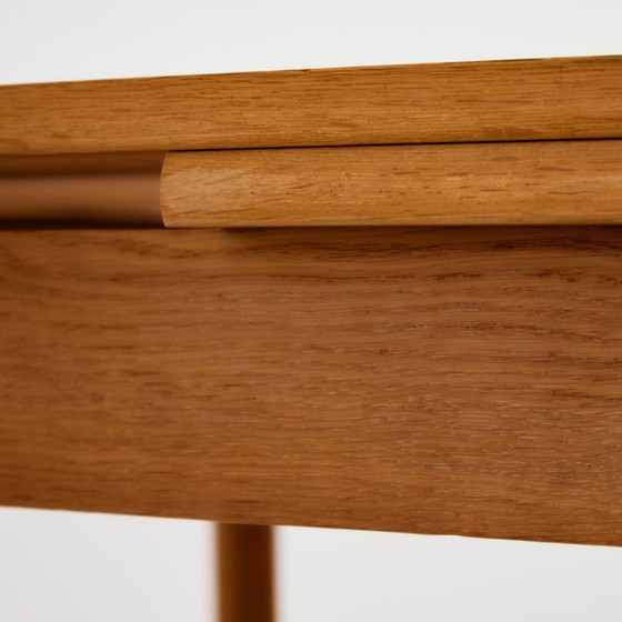 Image 1 of MK10433 Table de salle à manger en chêne