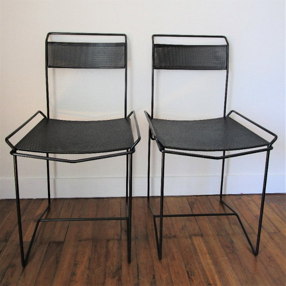 paire chaises métal perforé acier années 80 – Chaises de salle à manger, Metal (photo 19 of 19)