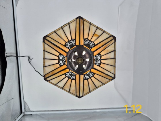 Image 1 of Beautiful Tiffany-style table lamp 50x30