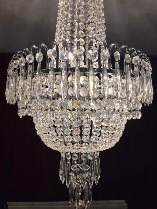 Crystal chandelier (pocket chandelier)