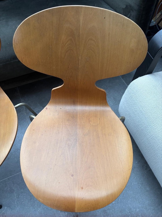 Image 1 of Ensemble extrêmement rare de 4 chaises de salle à manger Fritz Hansen à 3 pieds, design vintage