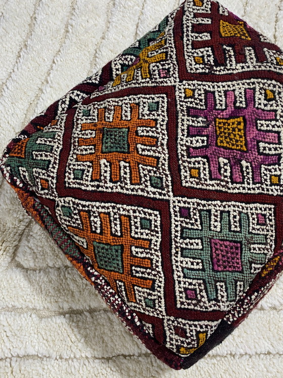 Image 1 of Puf bereber (100% hecho a mano)