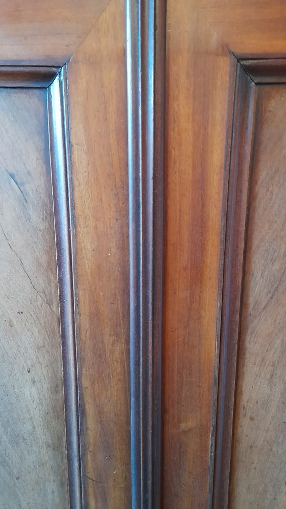 Image 1 of Armadio antico (per ragazze)