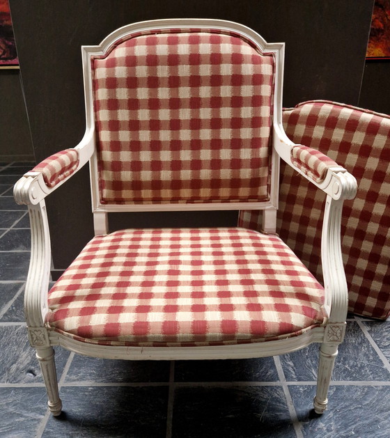 Image 1 of Chaise élégante à carreaux, confort d'assise parfait