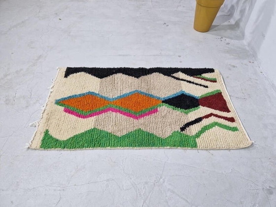 Image 1 of Traditioneller handgeknüpfter Berberteppich aus reiner Wolle, 1,5/2,5 m