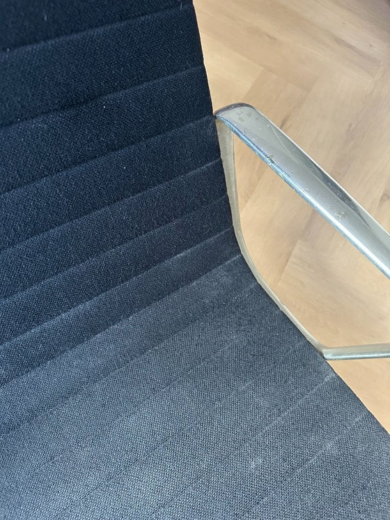 Image 1 of Herman Miller EA 124 - Charles Eames