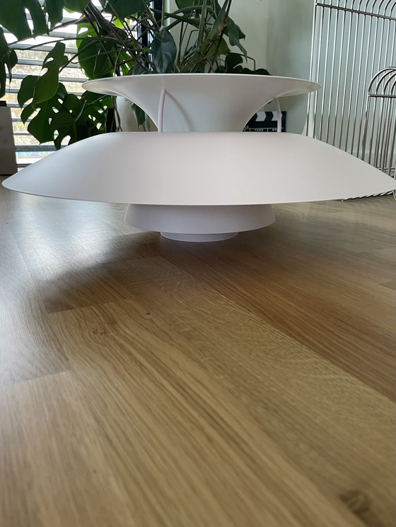 Image 1 of Louis Poulsen PH 5 Rosa pallido