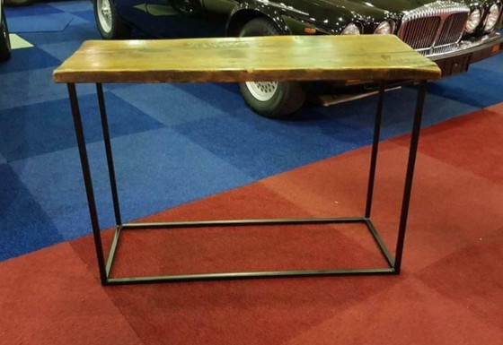 Image 1 of Antieke sidetable – Pimms Design – tafel 17e eeuw – 21e eeuw