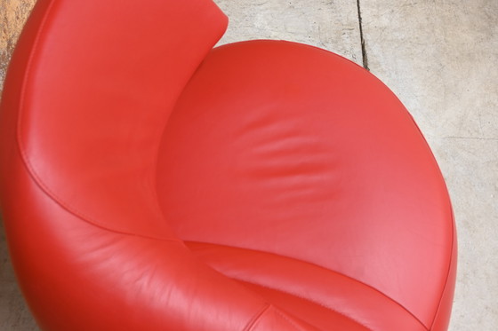 Image 1 of Red leather Leolux Gisa designer swivel armchair