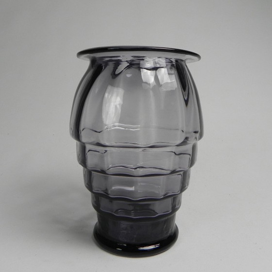 Image 1 of Art Deco vase with twisted vertical bands, Doyen style, 1930s
