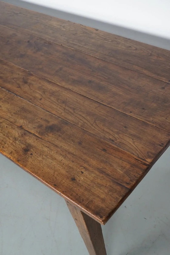 Image 1 of Table à manger rustique française ancienne en bois de fruit et de chêne, début du XXe siècle