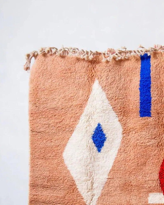 Tapis marocain en laine coloré 250cm x 150cm – Wool, Modern (photo 4 of 7)
