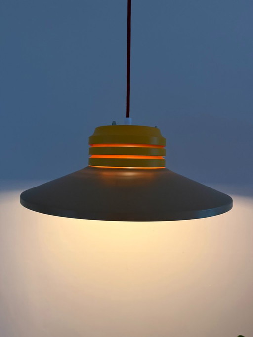 Vintage dänische Design Space Age Lampe in cooler Farbkombination