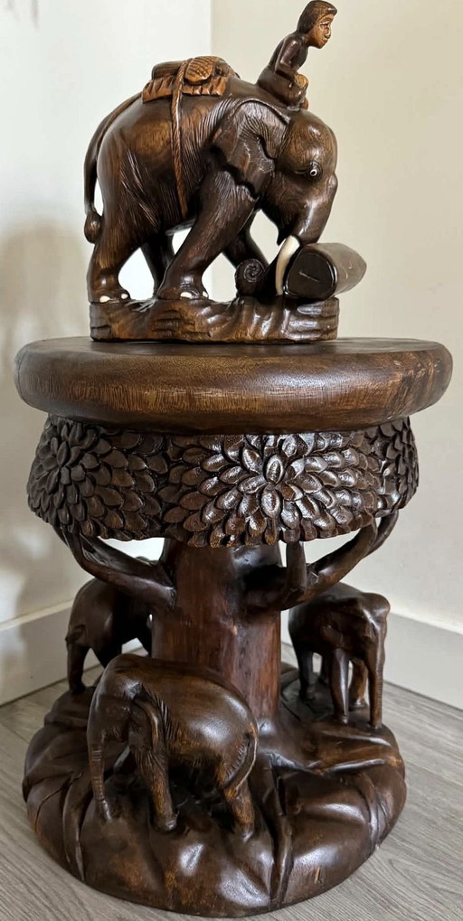 Handgeschnitzter thailändischer Elefanten-Hocker / Beistelltisch aus massivem Suarholz – Inkl. passender Figur
