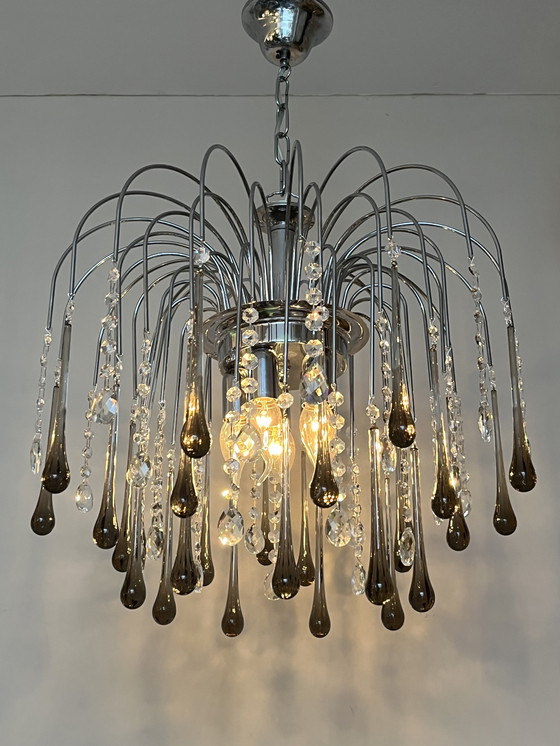 Image 1 of Lampadario a goccia XXL di design con gocce di cristallo e struttura cromata, italiano