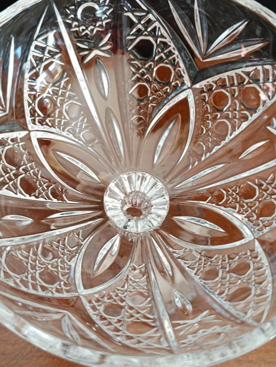 Image 1 of Antico porta caramelle in legno intagliato