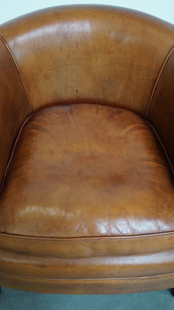 Image 1 of In goede staat verkerende schapenleren clubfauteuil