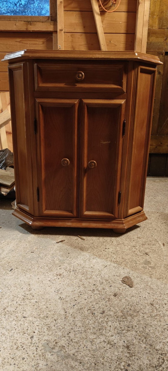 Image 1 of Country-style corner cupboard