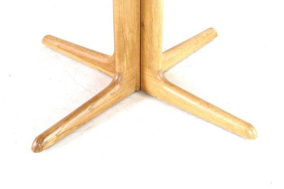 Image 1 of Danish oak round 2x extendable dining table dining table vintage