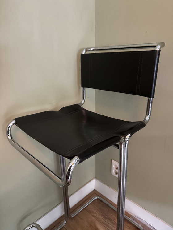 Image 1 of 3 tabourets de bar vintage en cuir haut de gamme Linea Veam