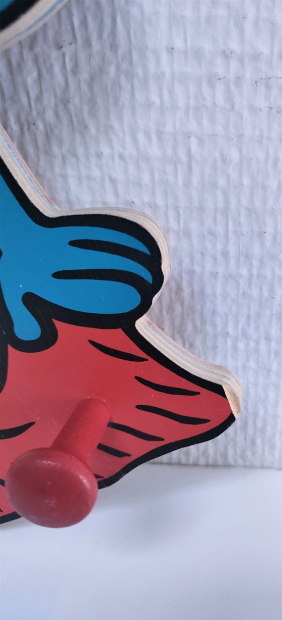 Image 1 of Garderobenständer Schlumpf aus bemaltem Holz 70-80er Jahre