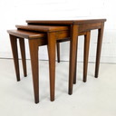 Vintage mimiset nesting tables Deens design teakhout
