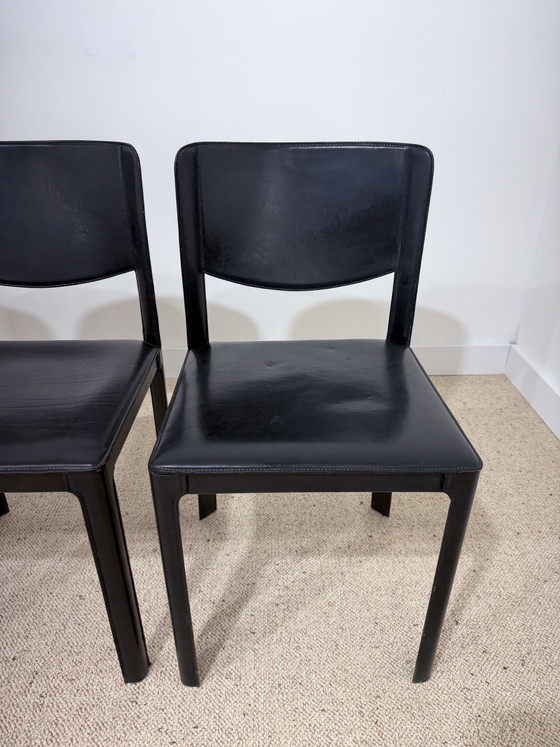 Image 1 of Set di 4 sedie Matteo Grassi in pelle nera – design italiano