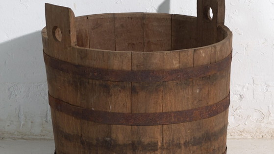 Barile in legno antico con cerchi in ferro – Europa Centrale, circa 1920 – Oggetti decorativi, Wood, Iron (photo 3 of 40)
