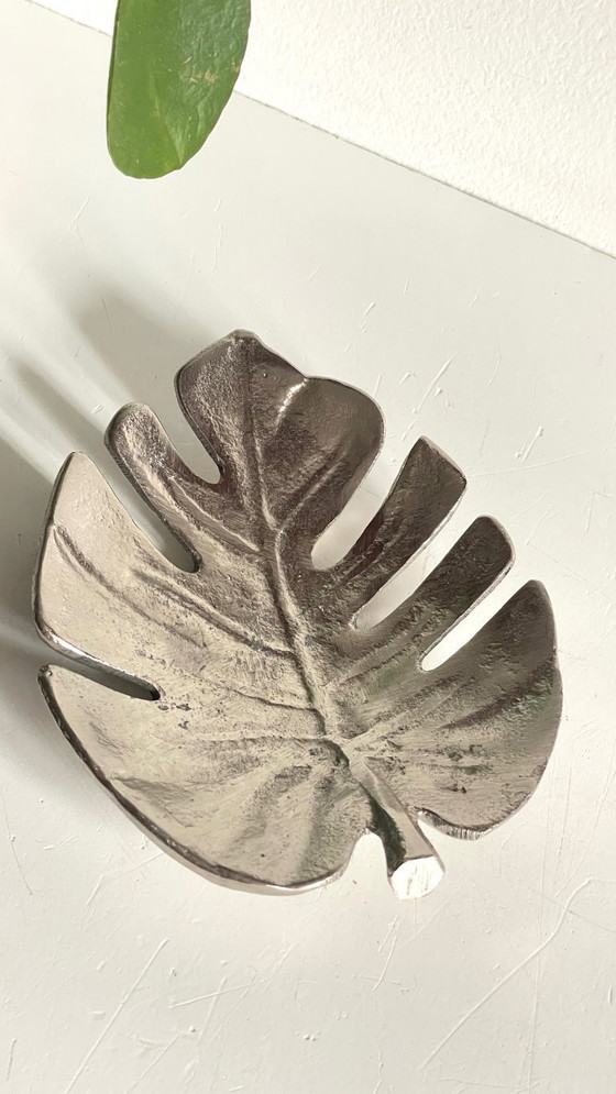 Image 1 of VIDE Poche Forme FEUILLE en Métal