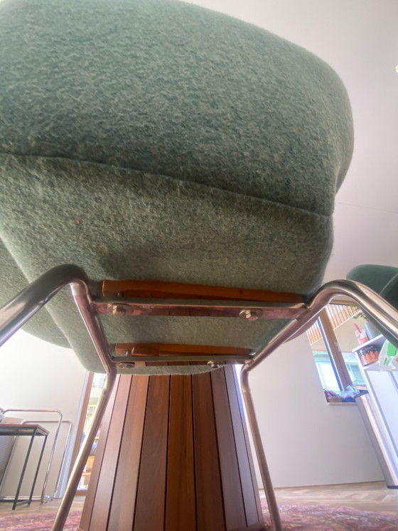 Image 1 of 4x vintage directiestoelen Eero Saarinen design turquoise