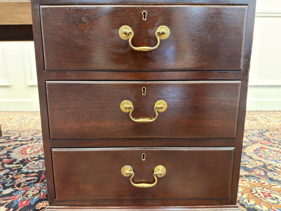 Scrivania inglese classica con pelle marrone – Scrivanie, Leather, Wood (photo 12 of 17)